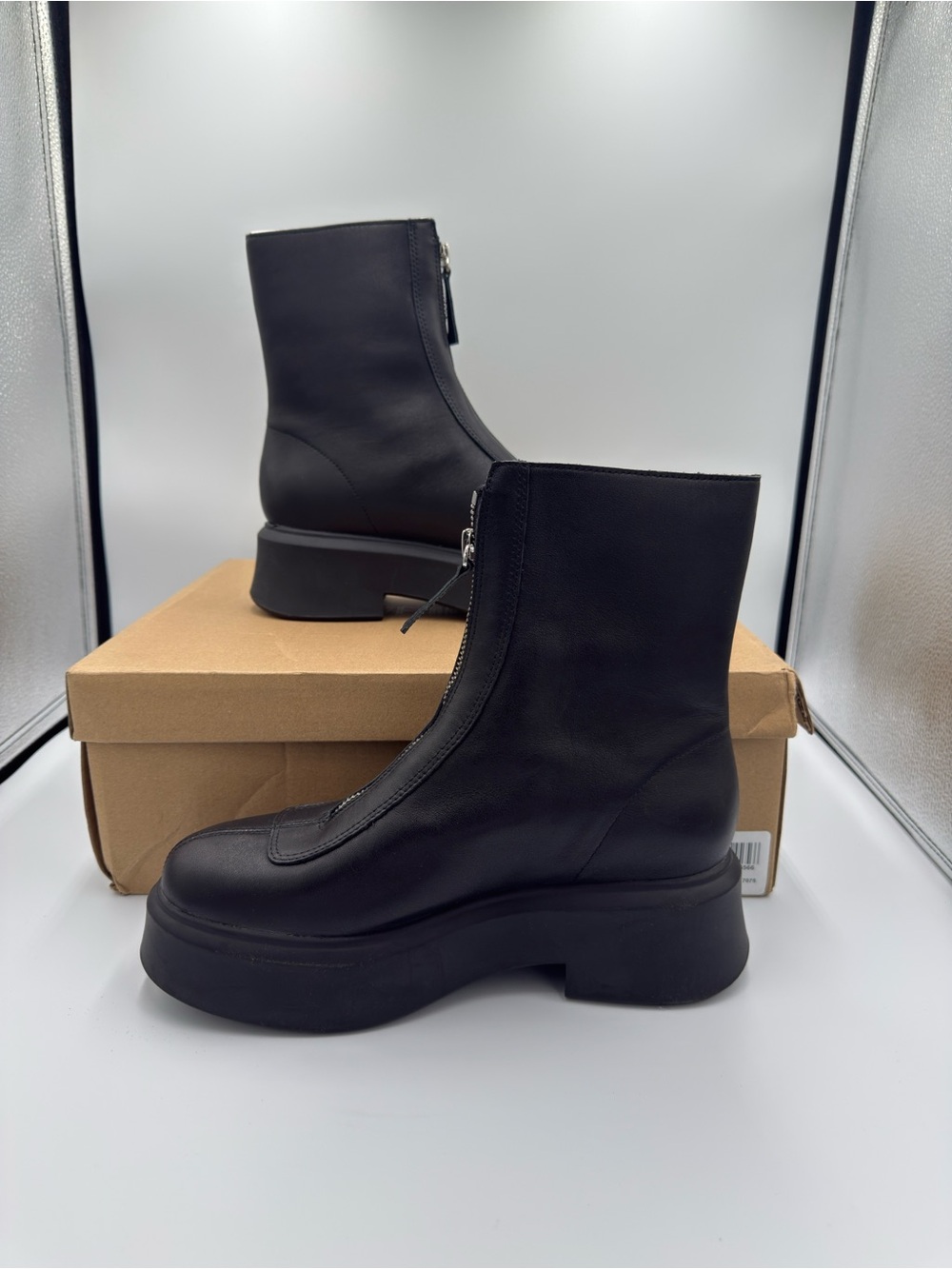 Steve Madden Black Chunky Platform Zip Ankle Boots Size 7.5